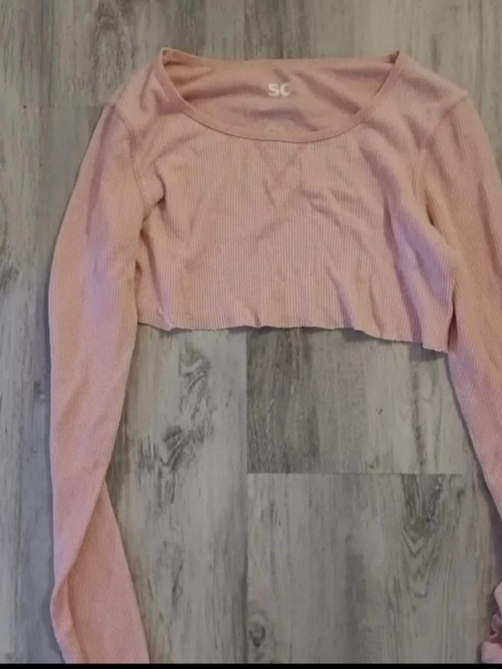 #68 y2k style so thermal crop top size medium